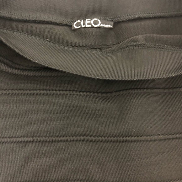 Black Mini Skirt (Fits like a MEDIUM) - Picture 2 of 5